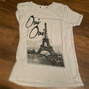 Color:White and Black and Gray